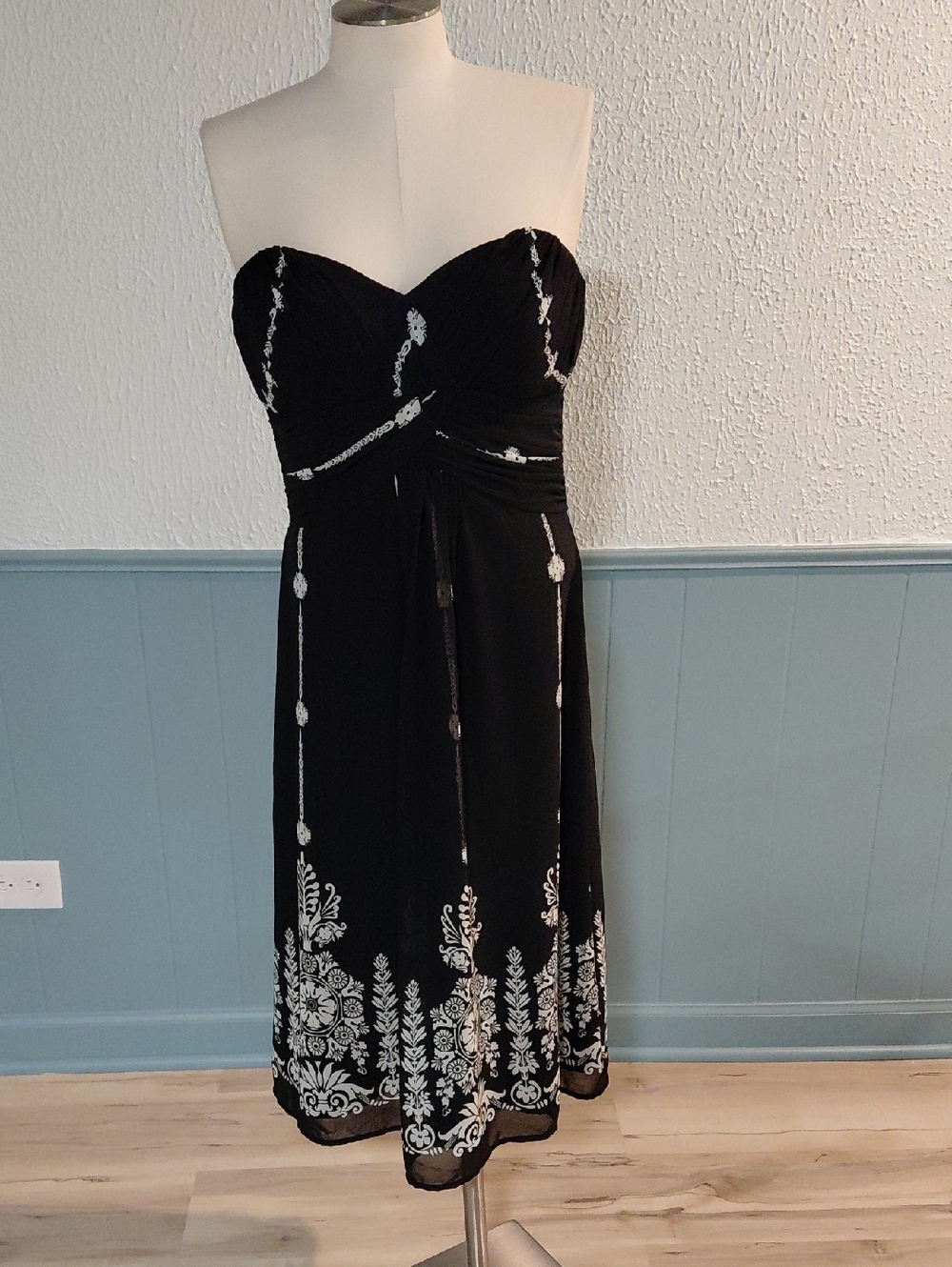 White House Black Market Black Strapless Dress with White Embroidered Border